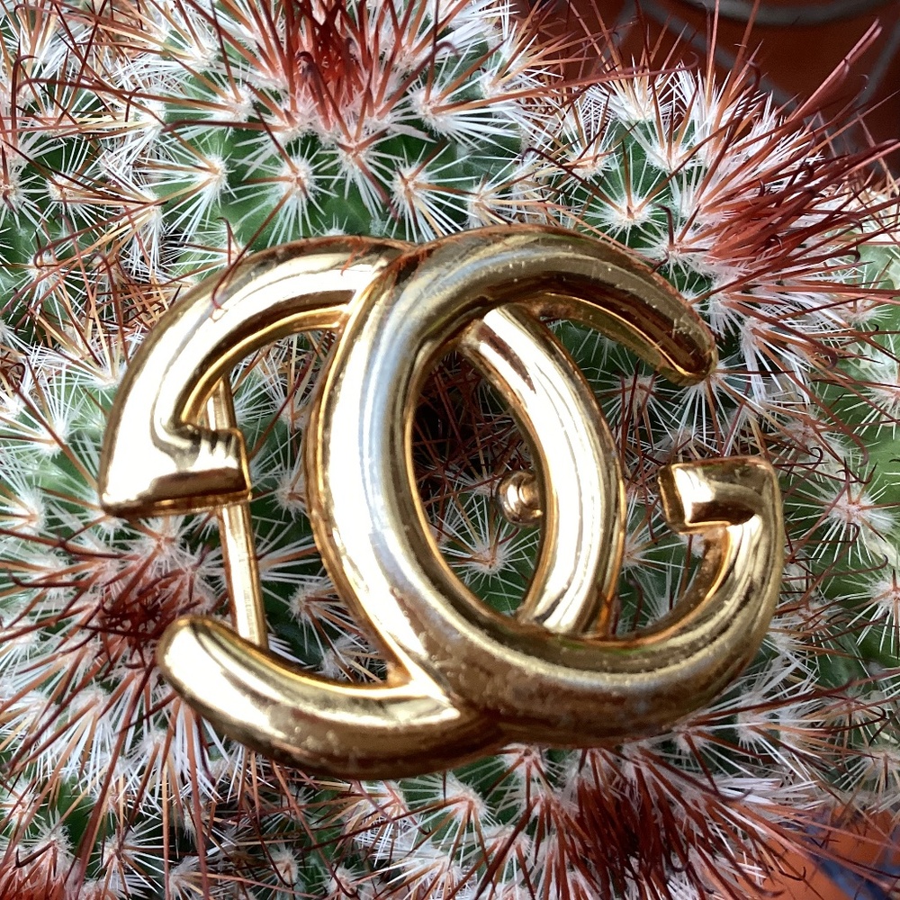 Authentic Gucci Double GG Belt Buckle (Small Version)
